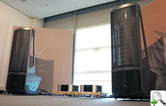 ������������������ �������� MartinLogan Neolith (��� �����)