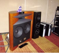 ������������ ������� JBL Everest DD6600 �������� ������������ ����� �� ������� �Hi Fi Choice�